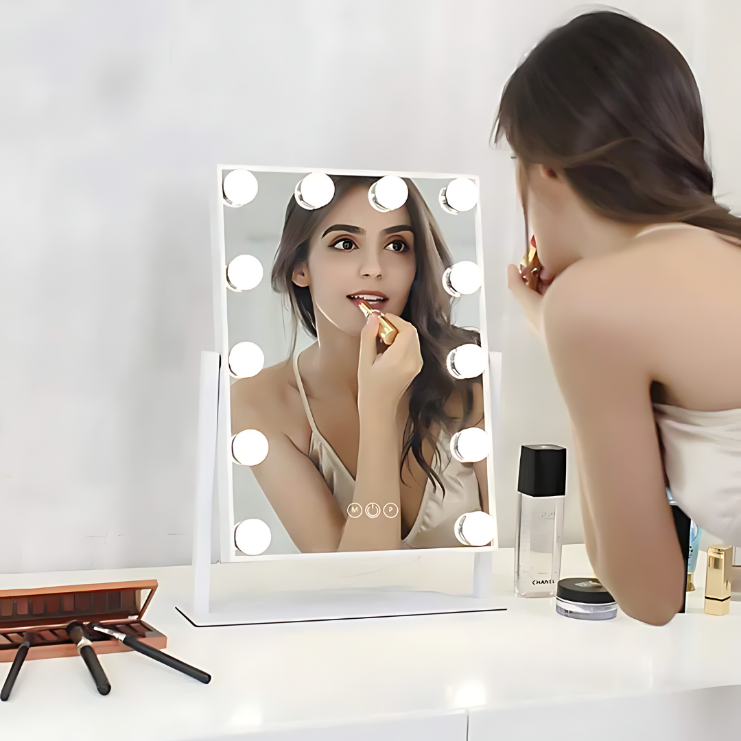 Glamurozno LED Ogledalo za šminkanje
